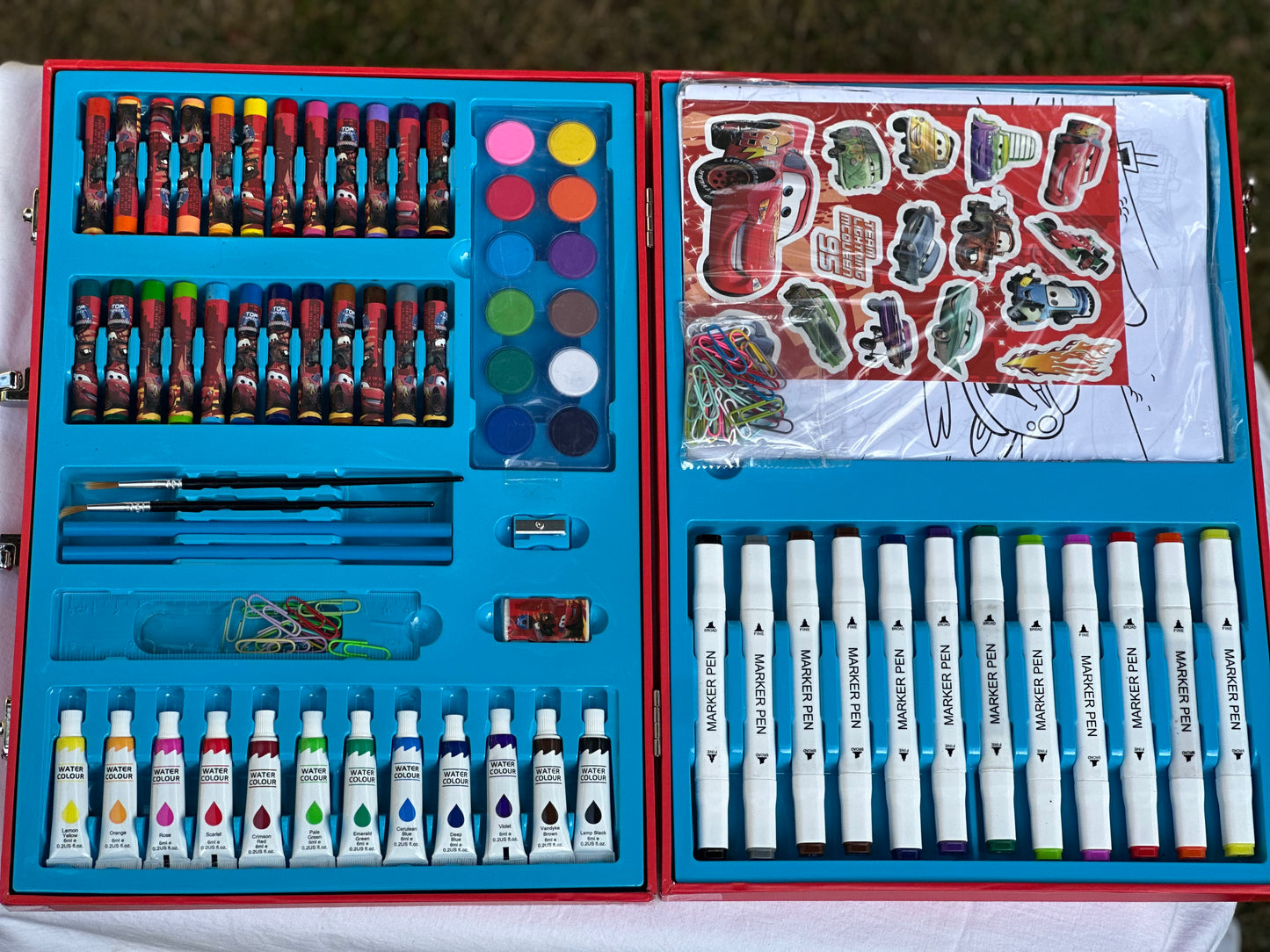 Lighting McQueen Art Kit (discounted)